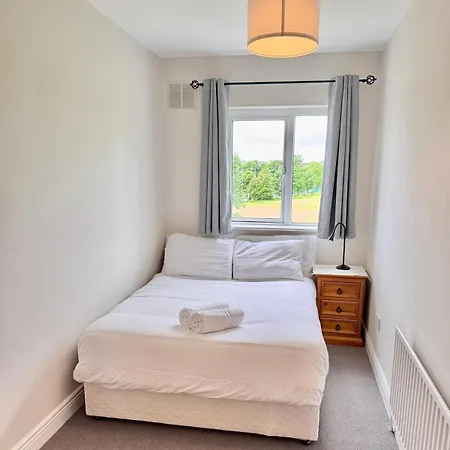 Comfy 3bd & Airport Access Διαμέρισμα Δουβλίνο