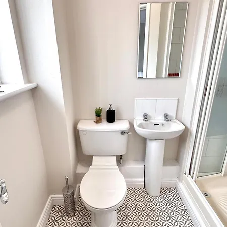 Comfy 3bd & Airport Access *